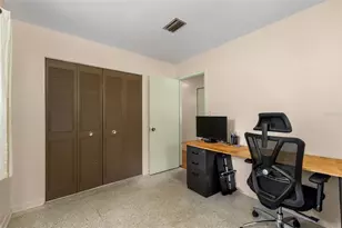 805 NW 39th Dr, Gainesville, FL 32605 - Photo 23