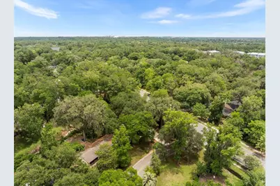 805 NW 39th Drive, Gainesville, FL 32605 - Photo 33