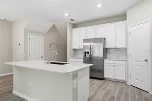 1680 Pottsburg Point Dr, Jacksonville, FL 32207 - Photo 15