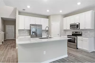 1680 Pottsburg Point Drive, Jacksonville, FL 32207 - Photo 15