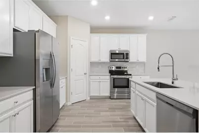 1680 Pottsburg Point Drive, Jacksonville, FL 32207 - Photo 13