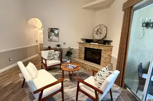 25 Cottonwood Ct, Palm Coast, FL 32137 - Photo 13