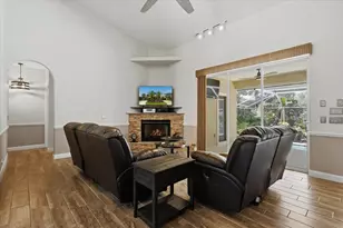 25 Cottonwood Ct, Palm Coast, FL 32137 - Photo 17