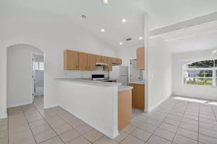 8 Pillory Ln, Palm Coast, FL 32164 - Photo 17