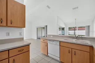 8 Pillory Ln, Palm Coast, FL 32164 - Photo 19