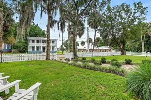 220 S 4th St, Palatka, FL 32177 - Photo 11