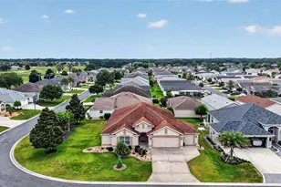 1614 Pennecamp Dr, The Villages, FL 32162 - Photo 5