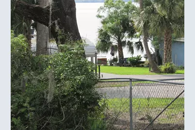 14 S Lake Street, Crescent City, FL 32112 - Photo 7