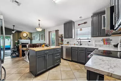 24 Riviera Estates Court, Palm Coast, FL 32164 - Photo 3