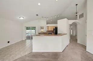 10 Burbank Dr, Palm Coast, FL 32137 - Photo 11