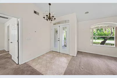 10 Burbank Drive, Palm Coast, FL 32137 - Photo 5