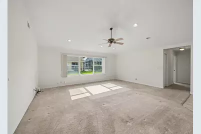 10 Burbank Drive, Palm Coast, FL 32137 - Photo 9