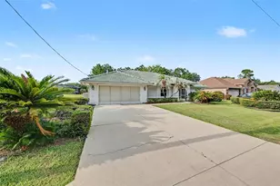 10 Burbank Dr, Palm Coast, FL 32137 - Photo 3