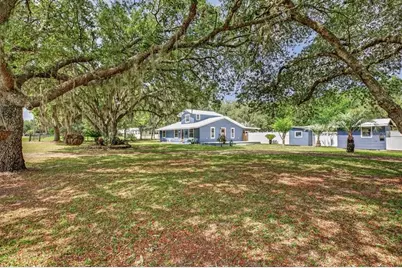 121 Daren Drive E, Palatka, FL 32177 - Photo 3