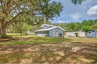 121 Daren Drive E, Palatka, FL 32177 - Photo 5