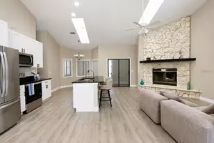 10 Falls Pl, Palm Coast, FL 32137 - Photo 3