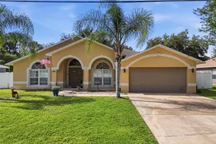 10 Larkspur Way, Palm Coast, FL 32137 - Photo 1
