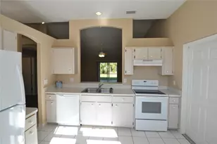 23 Primrose Ln, Palm Coast, FL 32164 - Photo 3