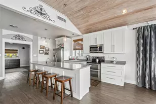 21 S Lake St, Crescent City, FL 32112 - Photo 13