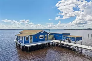 21 S Lake St, Crescent City, FL 32112 - Photo 3