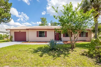 25 Ethan Allen Drive, Palm Coast, FL 32164 - Photo 1