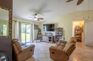 25 Ethan Allen Dr, Palm Coast, FL 32164 - Photo 11