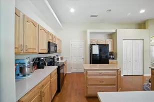 24 Lakeside Pl W, Palm Coast, FL 32137 - Photo 13