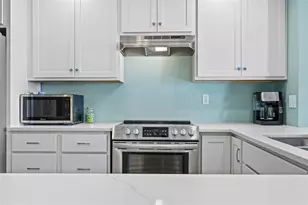 104 Surfview Dr, Palm Coast, FL 32137 - Photo 9
