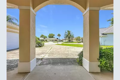 20 Cedarview Court, Palm Coast, FL 32137 - Photo 7