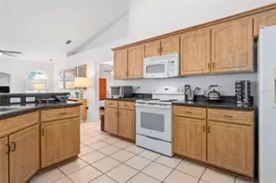 19 Rocking Horse Dr, Palm Coast, FL 32164 - Photo 17