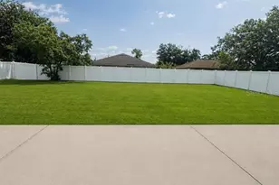 19 Roxbury Ln, Palm Coast, FL 32164 - Photo 9
