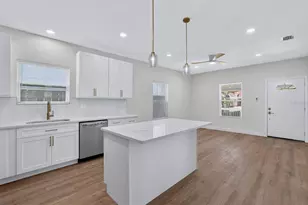 255 Riberia St, Saint Augustine, FL 32084 - Photo 15