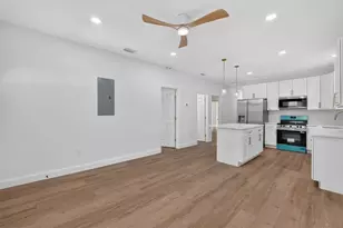 255 Riberia St, Saint Augustine, FL 32084 - Photo 9