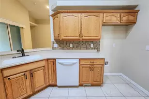 44 Crosstie Ct, Palm Coast, FL 32137 - Photo 13