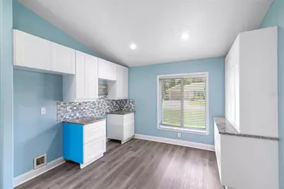 21 Lake Charles Lane, Palm Coast, FL 32137 - Photo 9