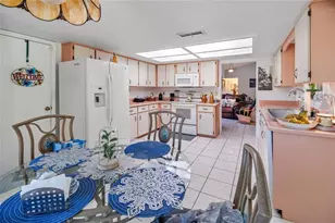 24 Foster Ln, Palm Coast, FL 32137 - Photo 11