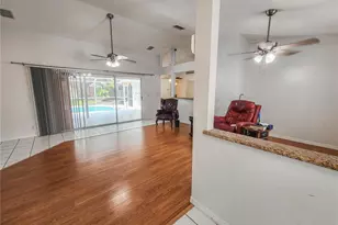 11 Bunker Hill Dr, Palm Coast, FL 32137 - Photo 5