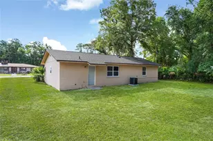 111 Elm Ave, Palatka, FL 32177 - Photo 3