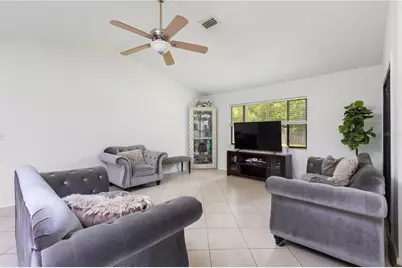 10 Village Lane, Palm Coast, FL 32164 - Photo 9