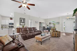 24 Lincoln Ln, Palm Coast, FL 32137 - Photo 15