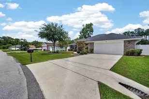 24 Lincoln Ln, Palm Coast, FL 32137 - Photo 5