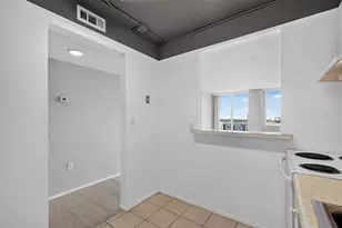 925 N Halifax Ave, Daytona Beach, FL 32118 - Photo 13