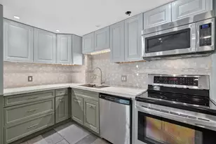 935 N Halifax Ave, Daytona Beach, FL 32118 - Photo 11