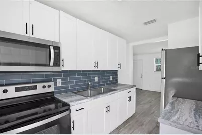 8017 Parental Circle Road, Jacksonville, FL 32216 - Photo 9