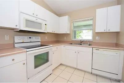 32 Slumber Path, Palm Coast, FL 32164 - Photo 11