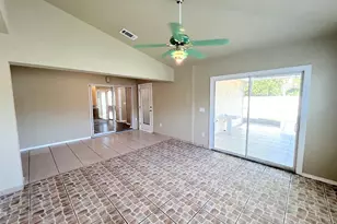 20 Regis Ln, Palm Coast, FL 32164 - Photo 15
