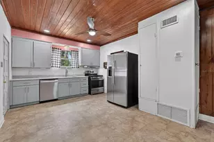 131 Dunn Ave, San Mateo, FL 32187 - Photo 13