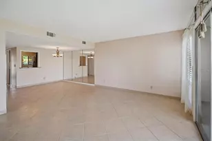 44 Club House Dr, Palm Coast, FL 32137 - Photo 7