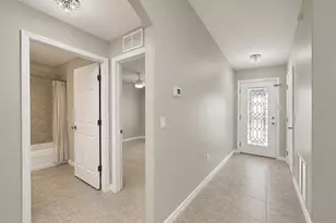 8 Linda Pl, Palm Coast, FL 32137 - Photo 3