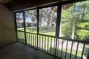 302 Palm Coast Pkwy NE, Palm Coast, FL 32137 - Photo 11